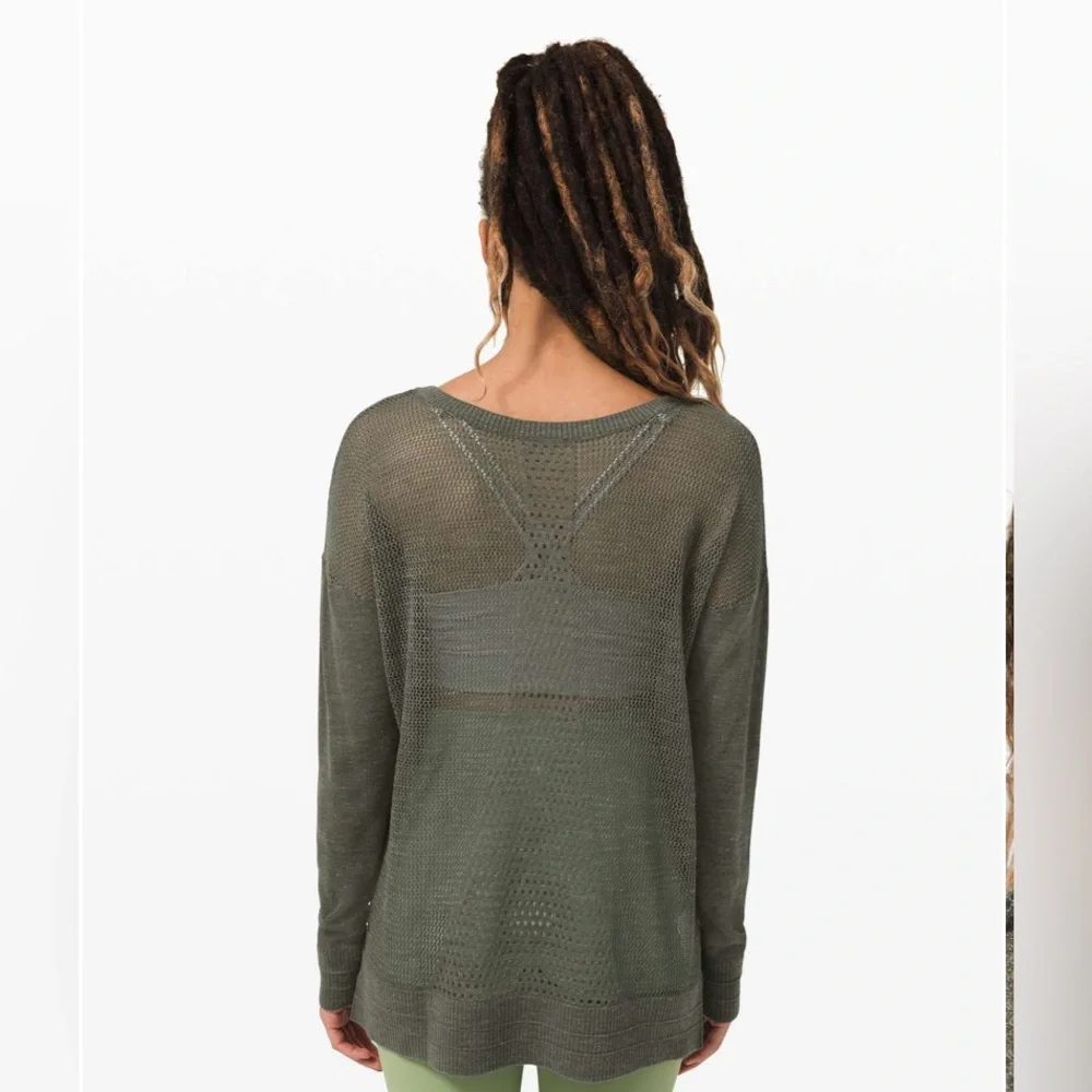 Lululemon Well Being Crew Sweater *Linen
Grey Sage - Picture 2 of 9